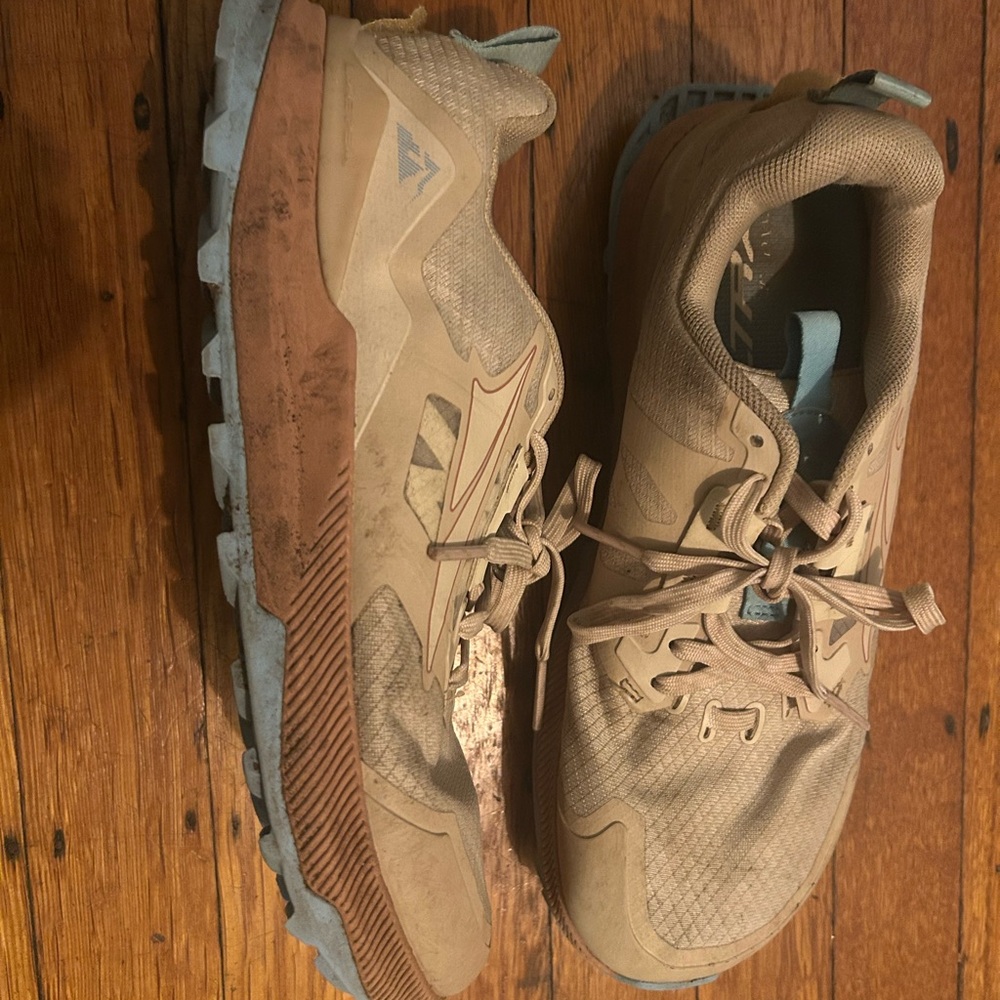 Altra Beige and Blue Women's Sneakers